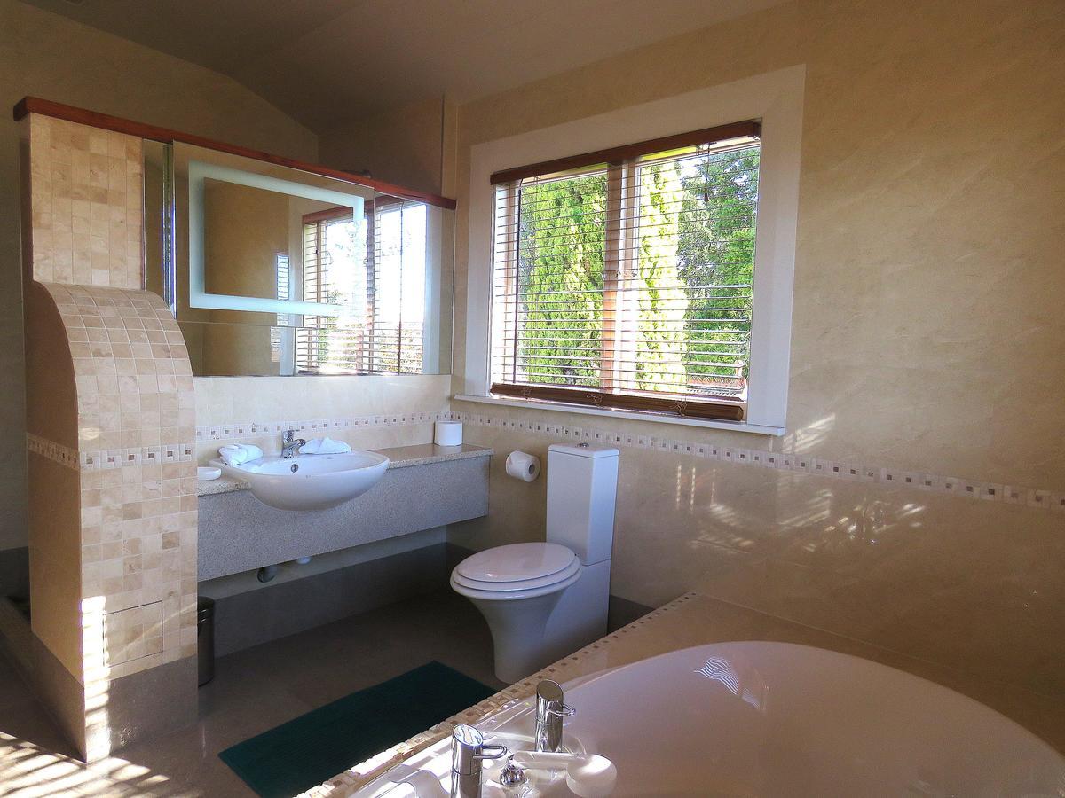 Shady Rest Bed & Breakfast Takaka Bagian luar foto